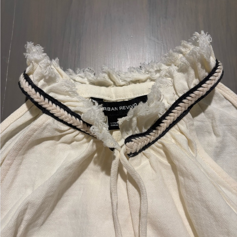 Elegant Cream Women's light denim tank blouse Medium - Picture 5 of 7